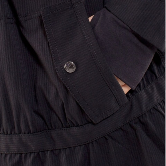 lululemon athletica Black Hooded Jacket - Picture 10 of 16